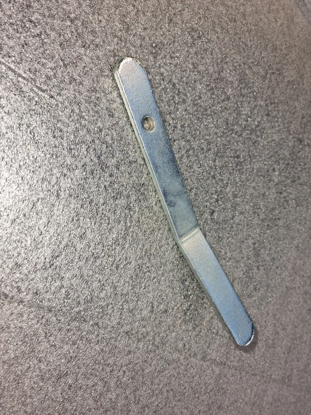 Un exemple de pièce industrielle réalisé par le pliage du métal